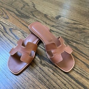 Authentic Hermes Oran Sandals